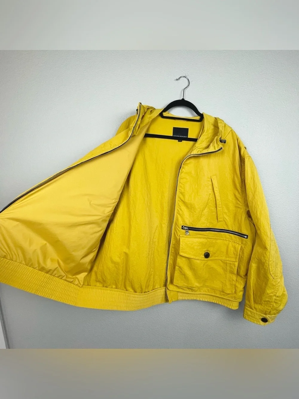 Banana Republic Men's Large Hooded Nylon Oversized Jackets Yellow Full Zip Coat